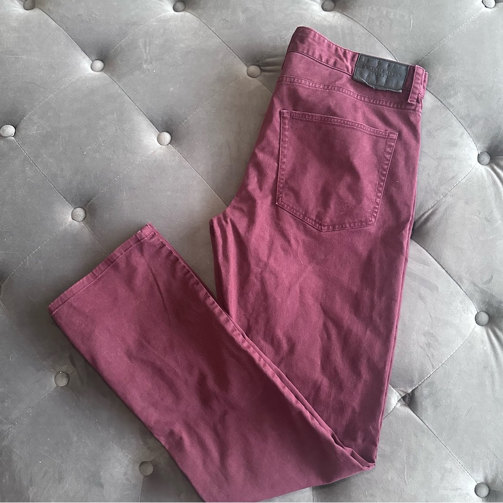 Burberry Brit Burgundy Slim Fit, Straight Leg, Button Fly,  Chino Pants. W32/L32